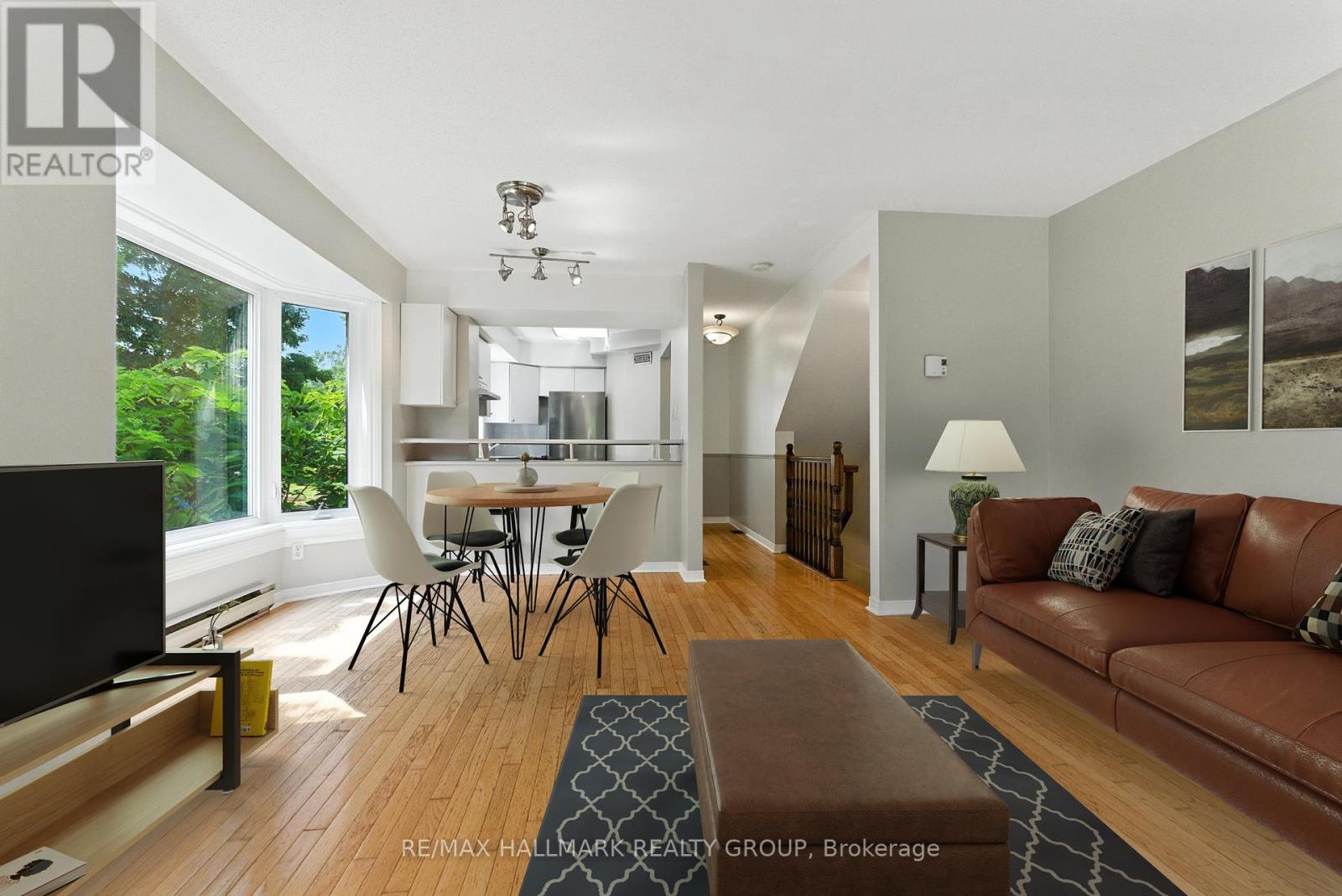 Photo 9 of 214 Briston Private, Ottawa ON