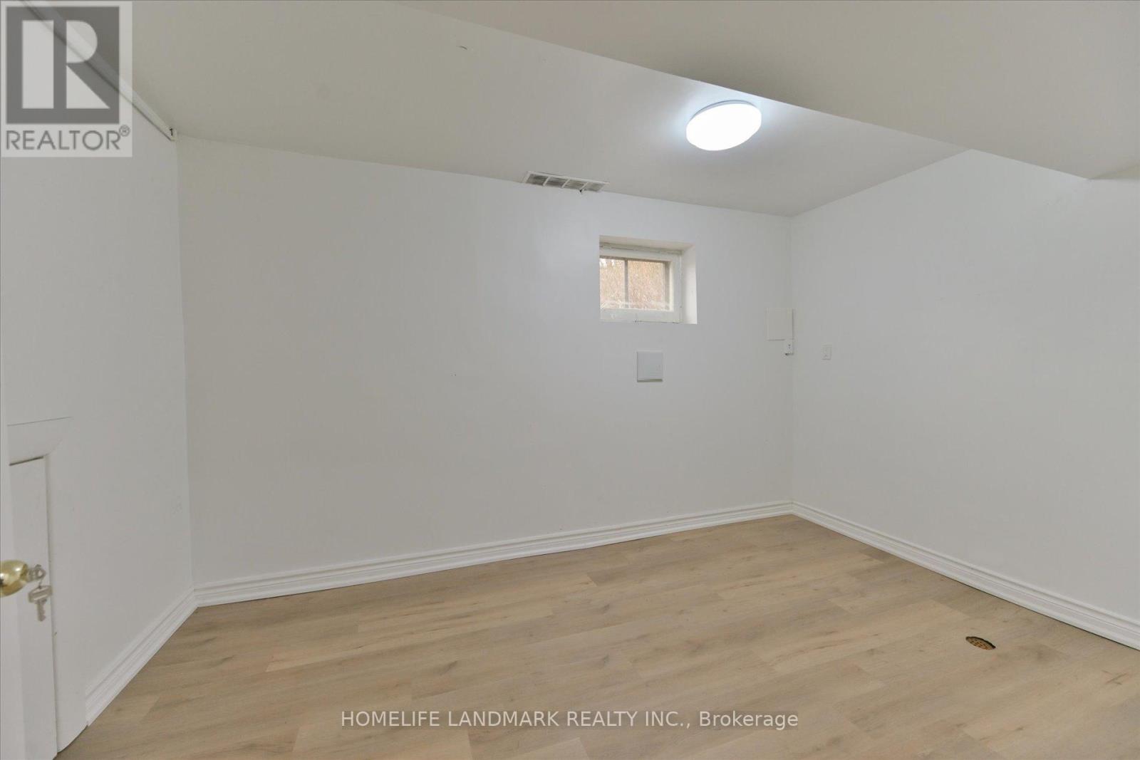 Photo 29 of 1 Hawksbury Drive, Toronto ON