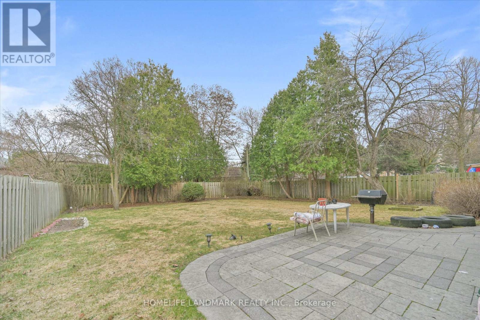 Photo 15 of 1 Hawksbury Drive, Toronto ON