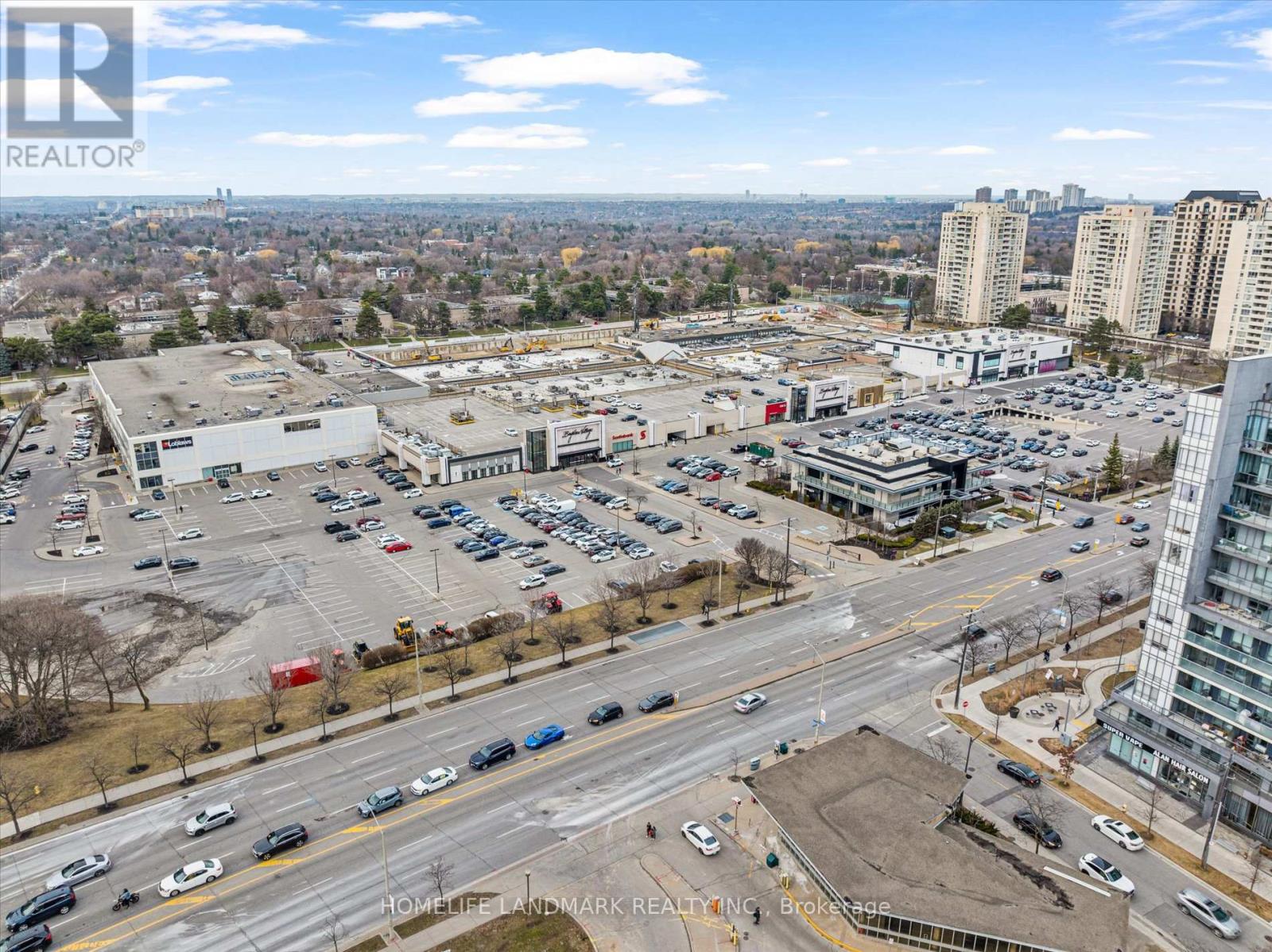 Photo 36 of 1 Hawksbury Drive, Toronto ON