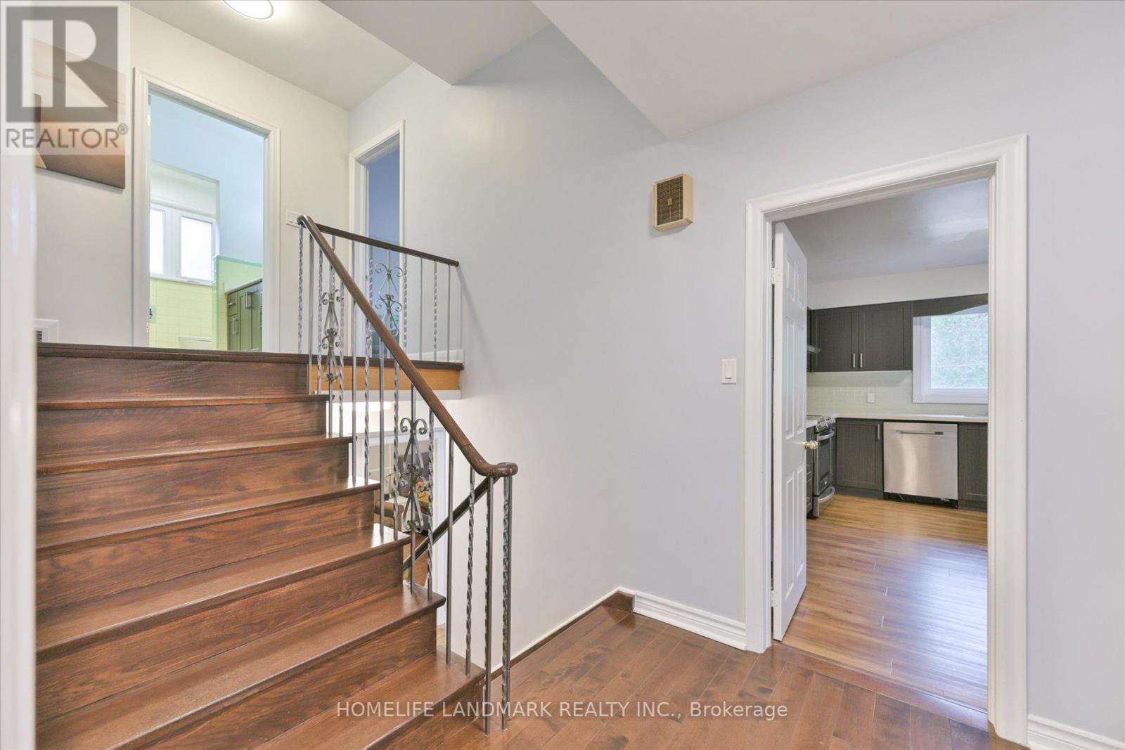 Photo 1 of 1 Hawksbury Drive, Toronto ON