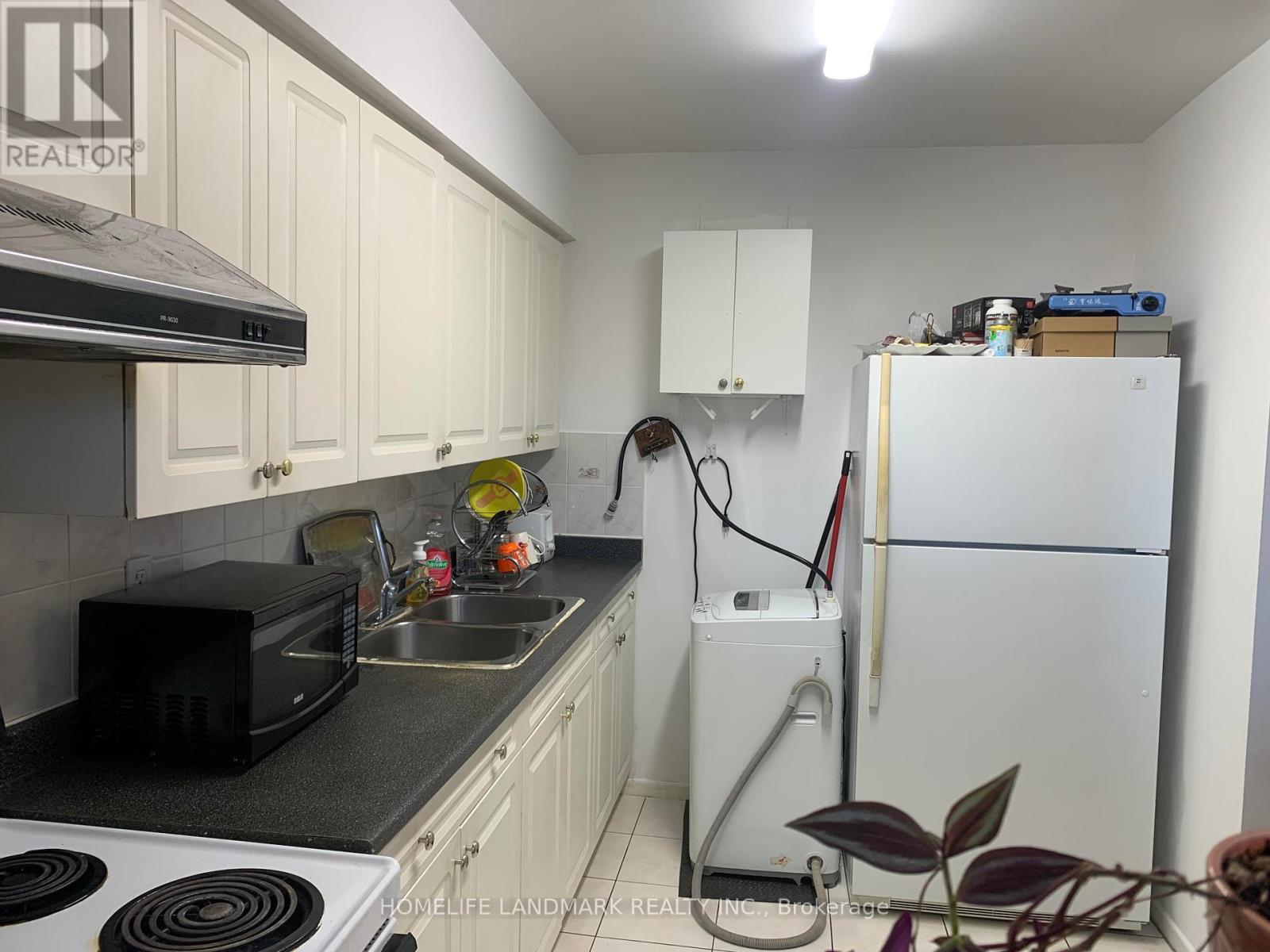 Photo 10 of 606 100 Dundalk Drive, Toronto ON