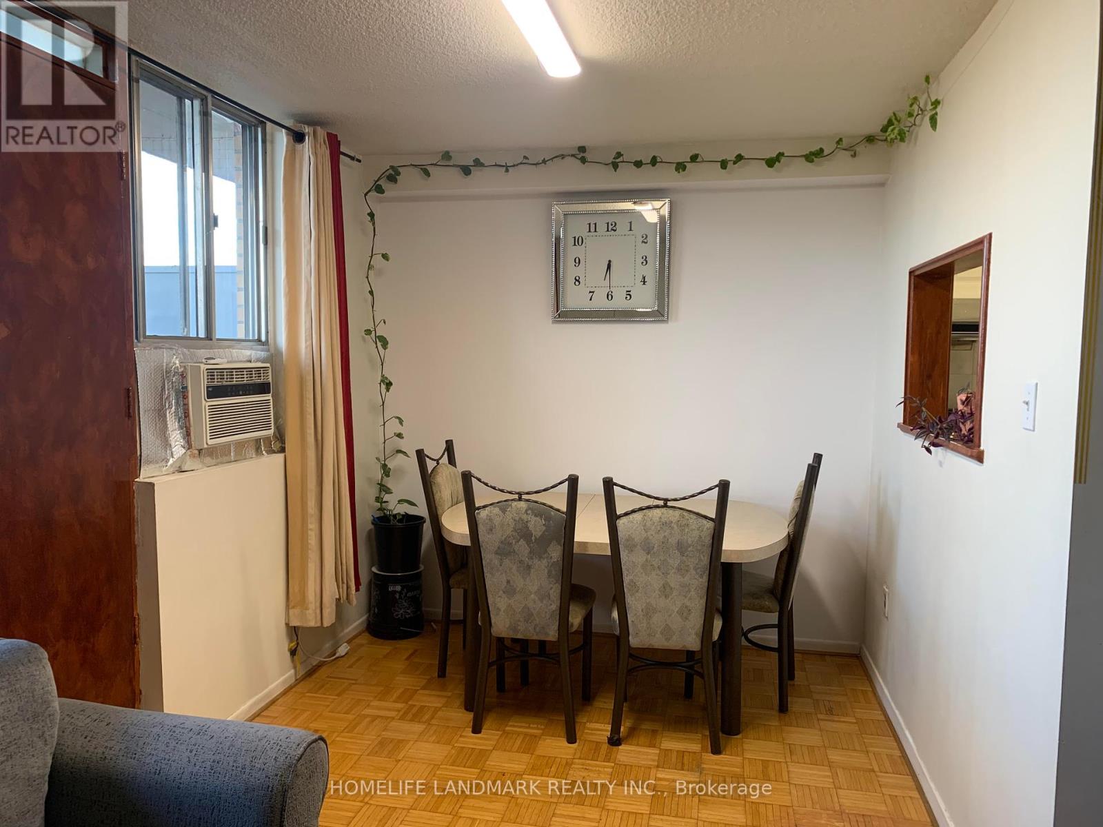 Photo 8 of 606 100 Dundalk Drive, Toronto ON