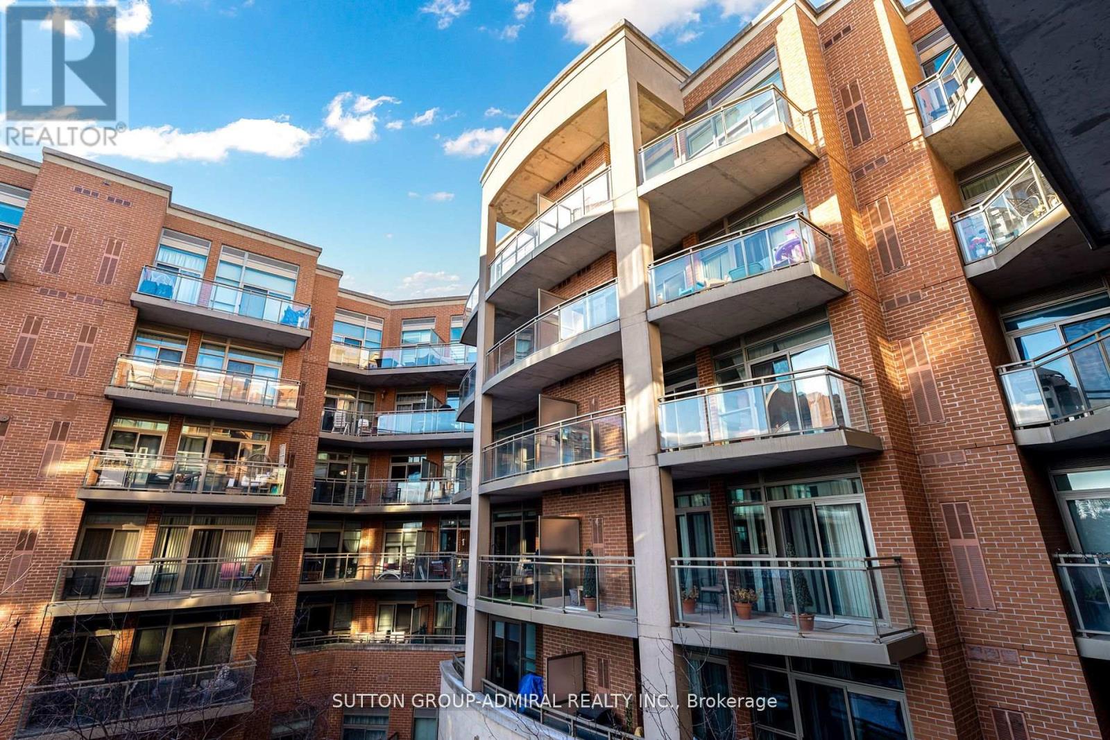 Photo 8 of 342 281 Woodbridge Avenue, Vaughan ON