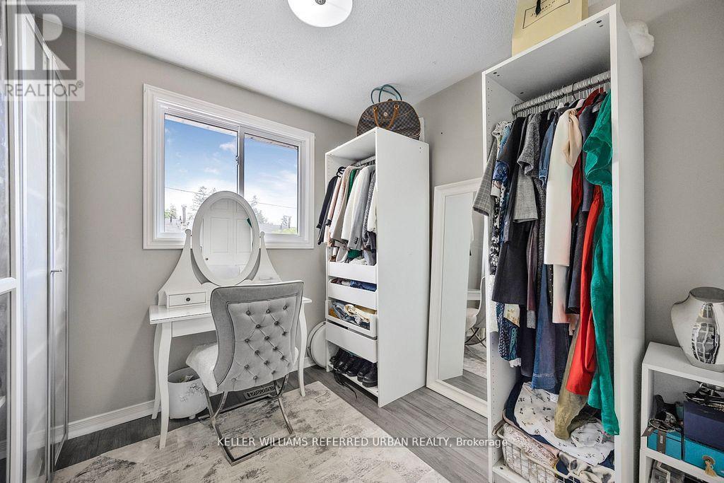 Photo 15 of 15 325 West N Street, Orillia ON