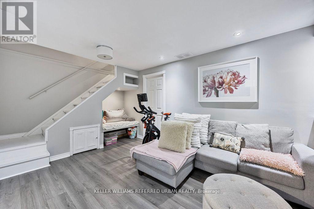 Photo 22 of 15 325 West N Street, Orillia ON