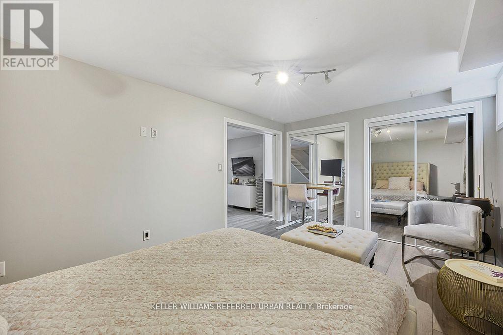 Photo 24 of 15 325 West N Street, Orillia ON