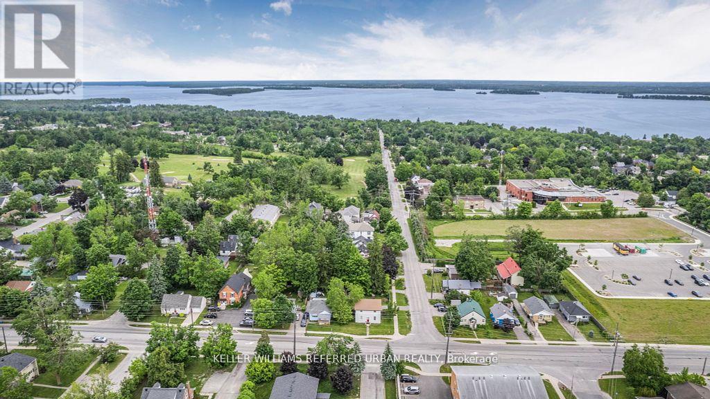 Photo 32 of 15 325 West N Street, Orillia ON