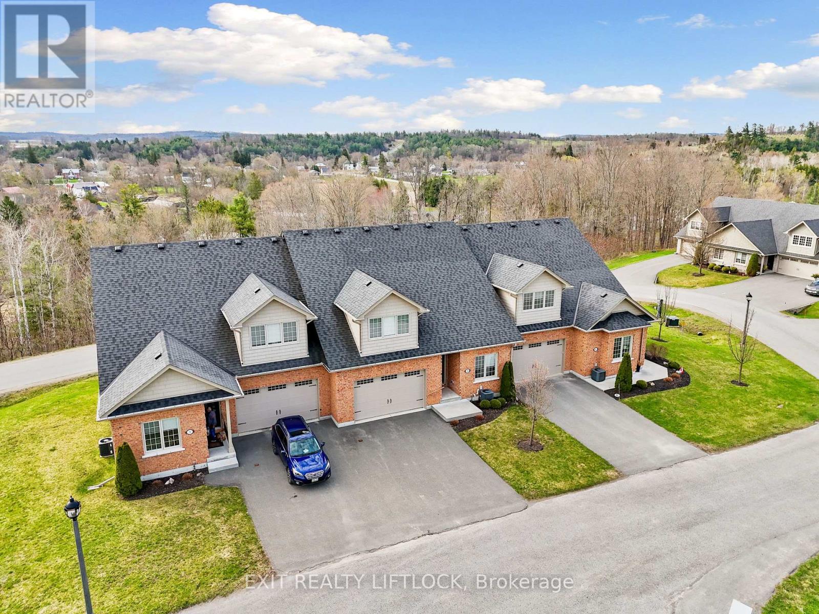 Photo 24 of 10 68 Blossom Court, Trent Hills ON
