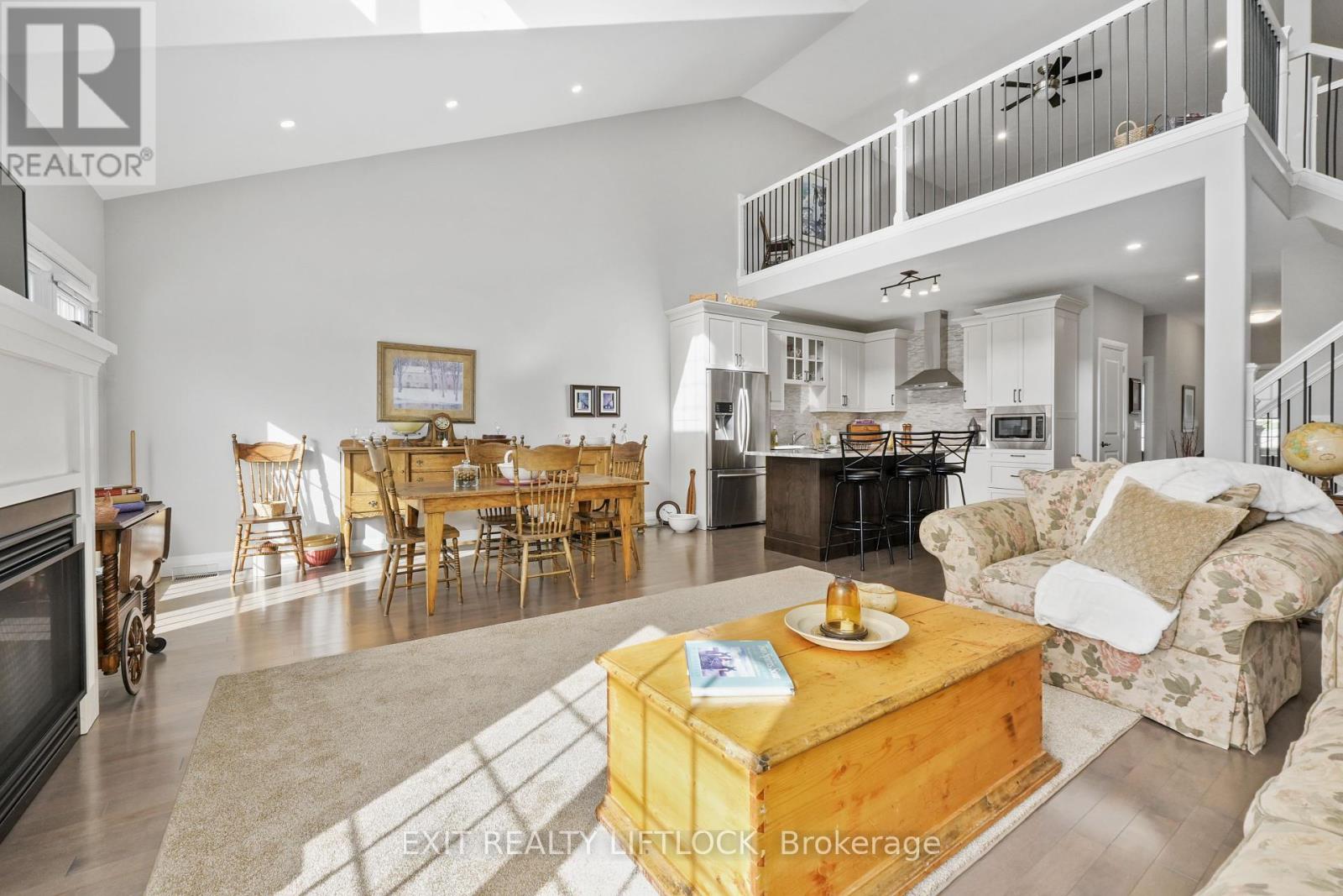 Photo 4 of 10 68 Blossom Court, Trent Hills ON