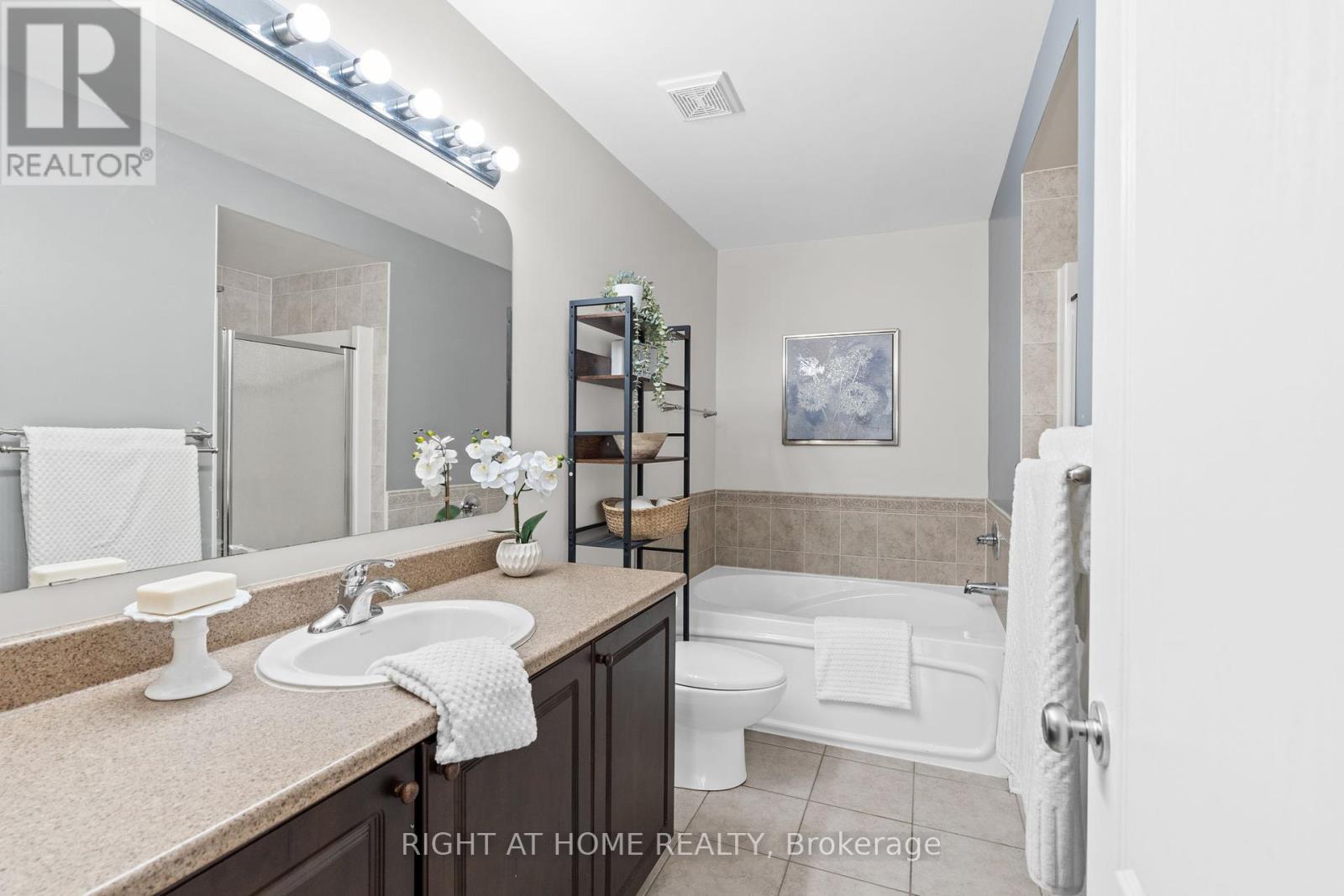 Photo 22 of 206 Calaveras Avenue, Ottawa ON