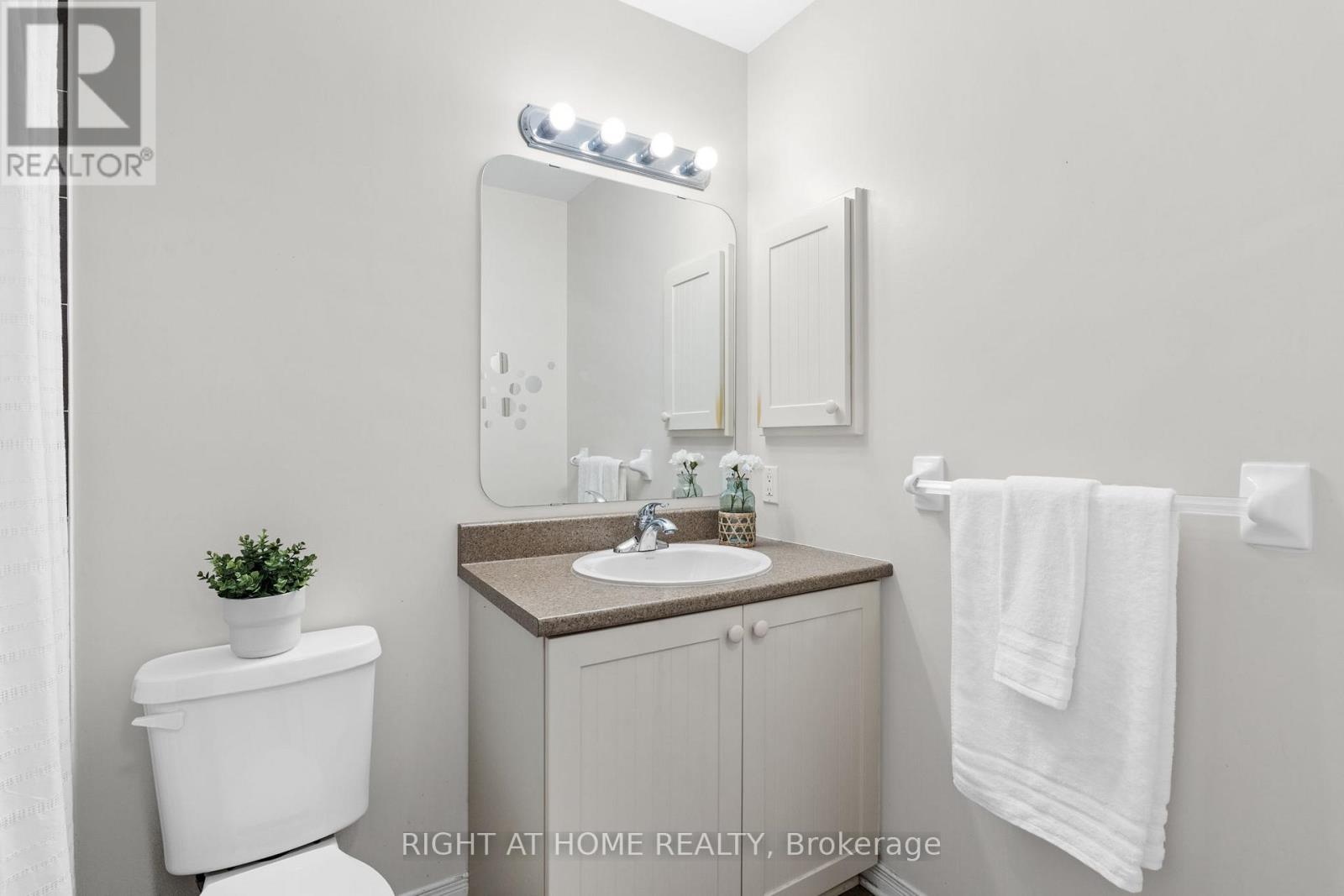 Photo 26 of 206 Calaveras Avenue, Ottawa ON