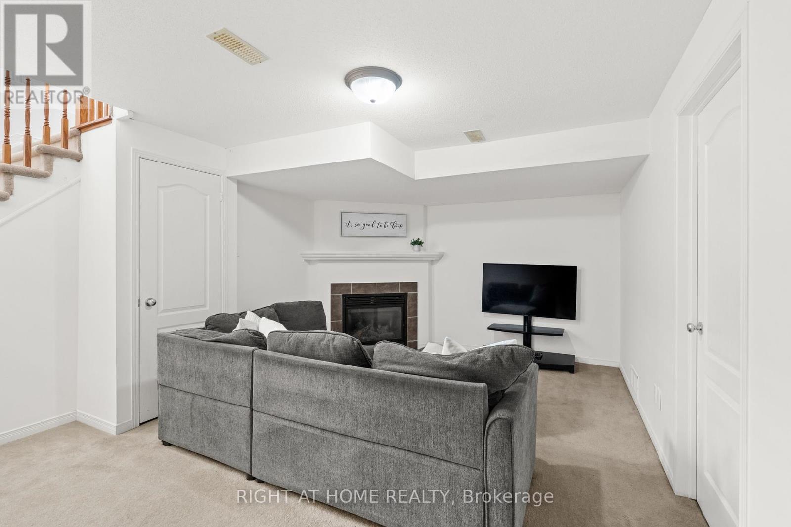 Photo 29 of 206 Calaveras Avenue, Ottawa ON