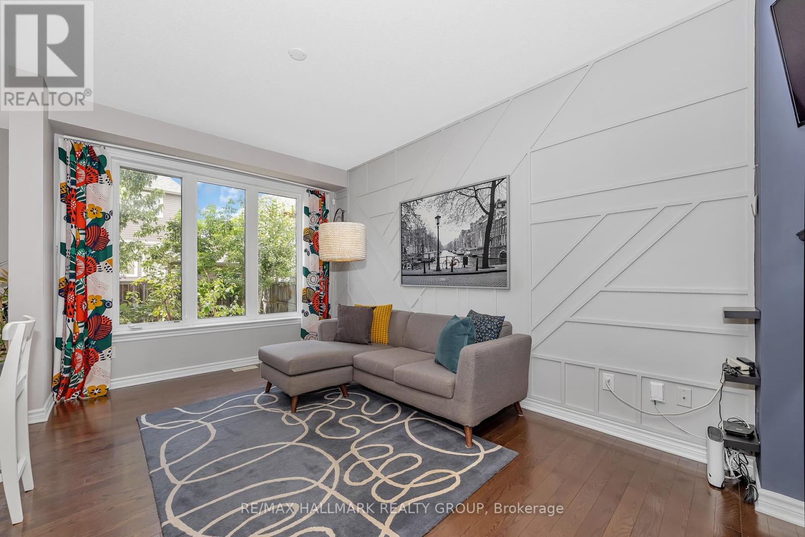 Photo 21 of 771 Hazelnut Crescent, Ottawa ON