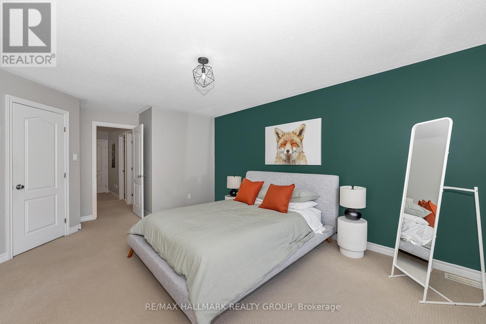 Photo 17 of 771 Hazelnut Crescent, Ottawa ON