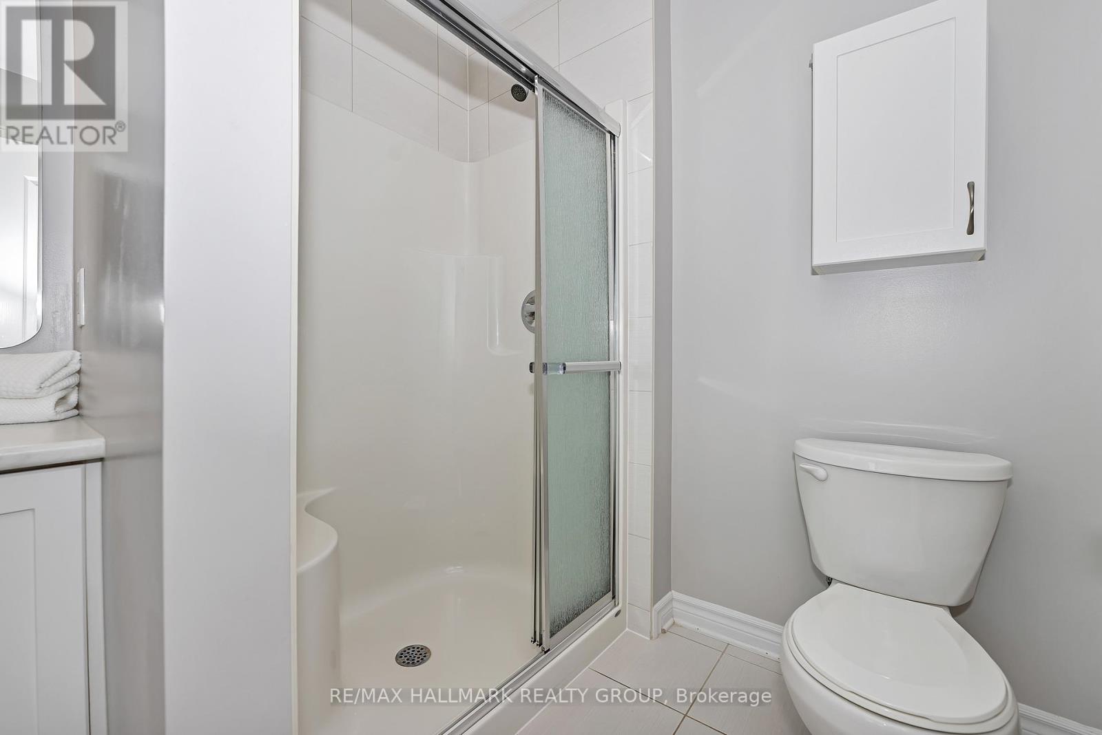 Photo 9 of 771 Hazelnut Crescent, Ottawa ON