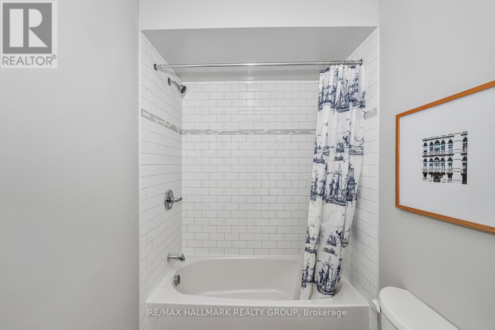 Photo 1 of 771 Hazelnut Crescent, Ottawa ON