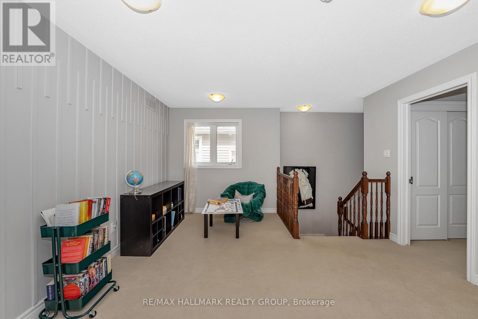 Photo 11 of 771 Hazelnut Crescent, Ottawa ON