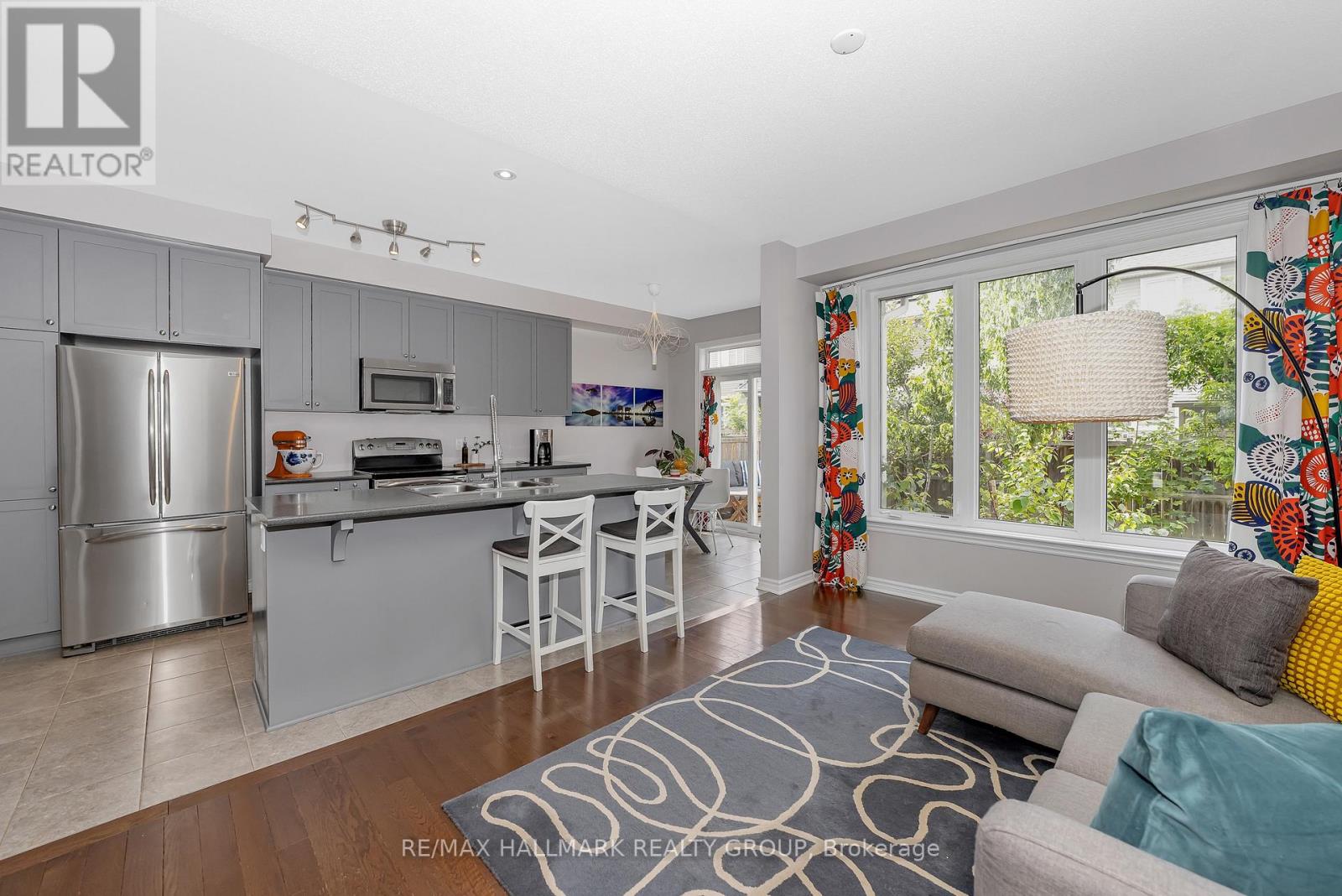 Photo 24 of 771 Hazelnut Crescent, Ottawa ON