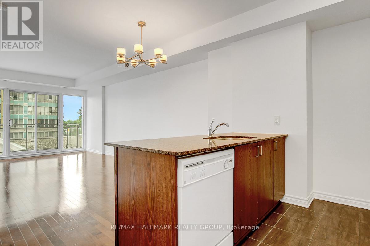 Photo 17 of 303 70 Landry Street, Ottawa ON