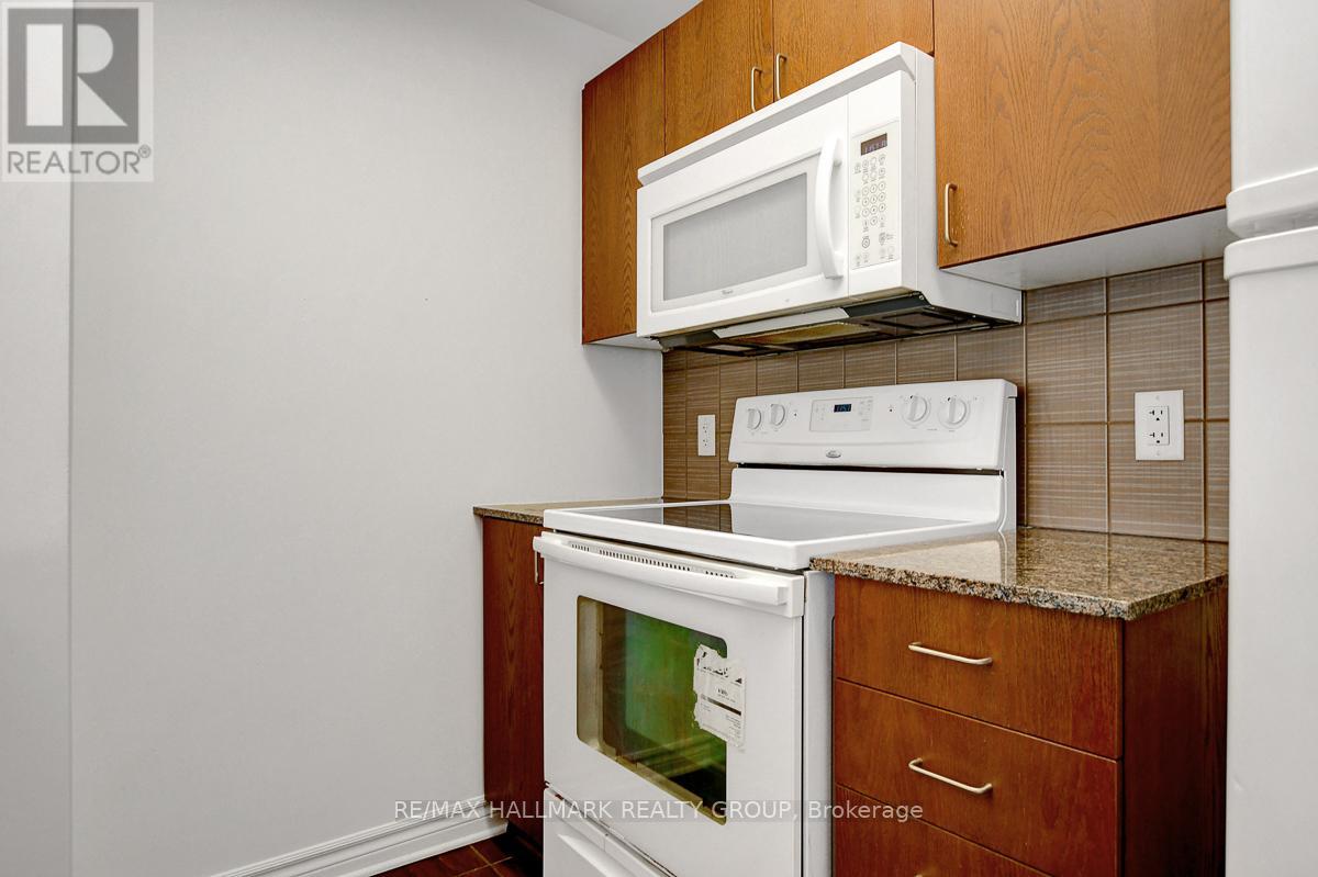 Photo 24 of 303 70 Landry Street, Ottawa ON