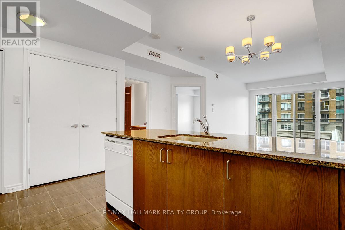 Photo 10 of 303 70 Landry Street, Ottawa ON