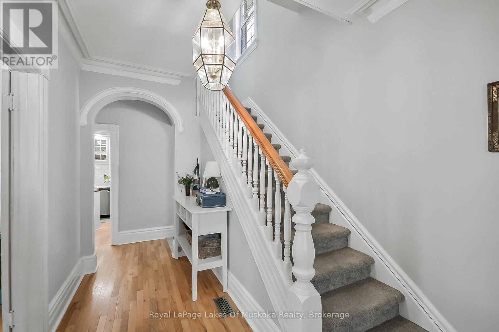 Photo 16 of 98 Muskoka Road, Bracebridge ON