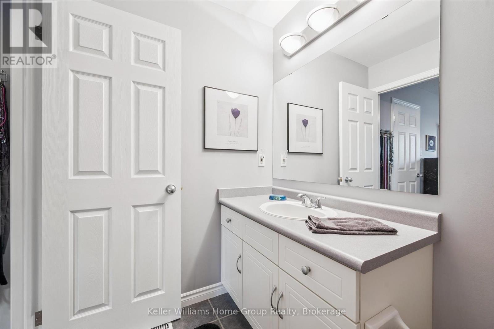 Photo 23 of 16 Scott Street, Centre Wellington ON