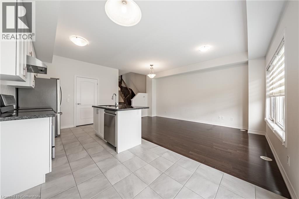 Photo 17 of 391 Athabasca Common, Oakville ON