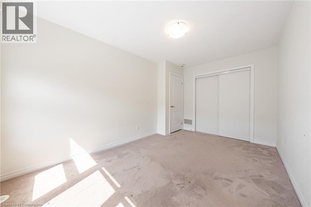 Photo 3 of 391 Athabasca Common, Oakville ON