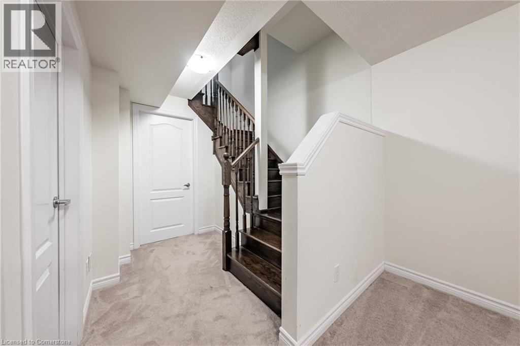 Photo 11 of 391 Athabasca Common, Oakville ON