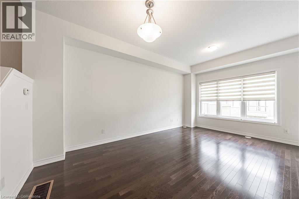 Photo 9 of 391 Athabasca Common, Oakville ON