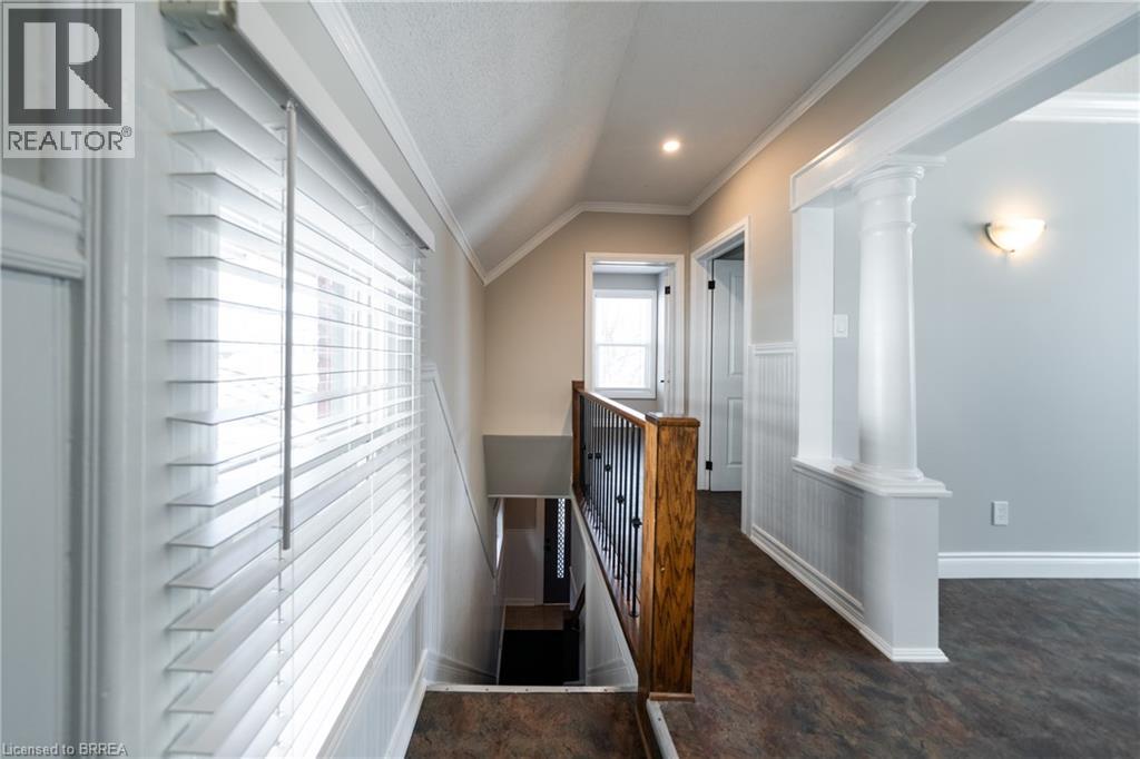 Photo 5 of 76 Richmond Street Unit A, Brantford ON