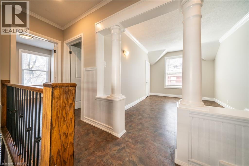 Photo 10 of 76 Richmond Street Unit A, Brantford ON
