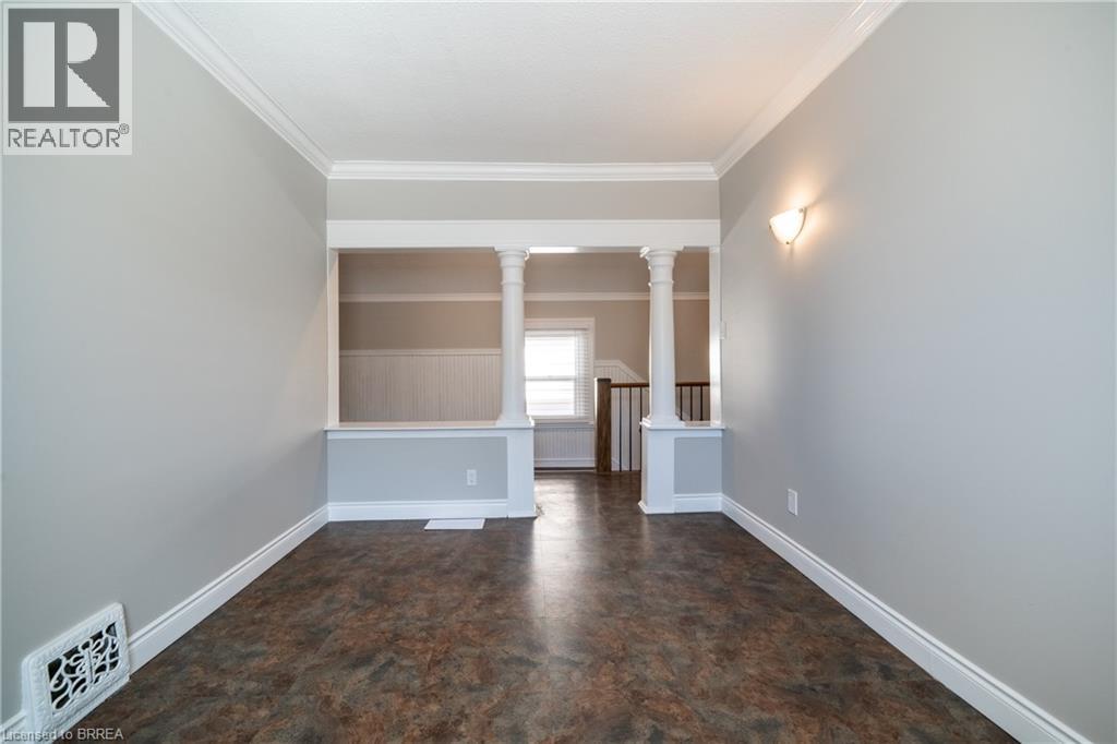 Photo 8 of 76 Richmond Street Unit A, Brantford ON
