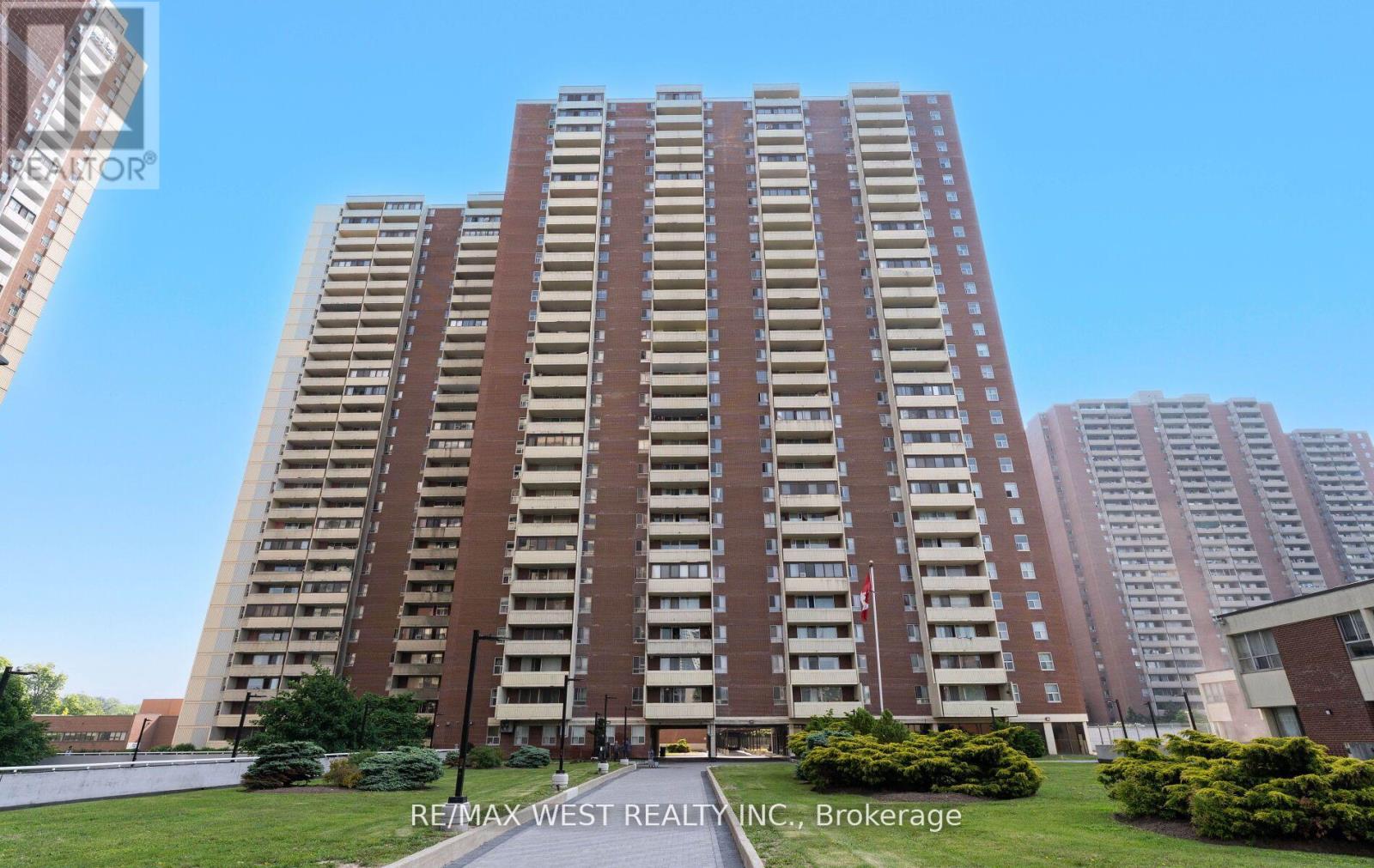 Photo 31 of 2910 5 Massey Square, Toronto ON