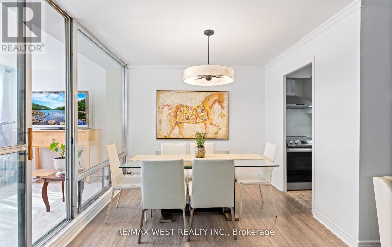 Photo 11 of 2910 5 Massey Square, Toronto ON