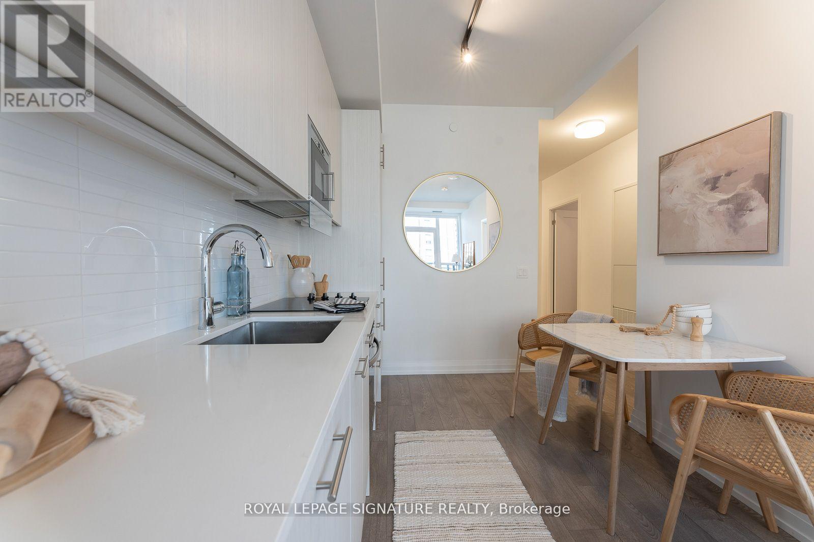 Photo 28 of 809 286 Main Street, Toronto ON