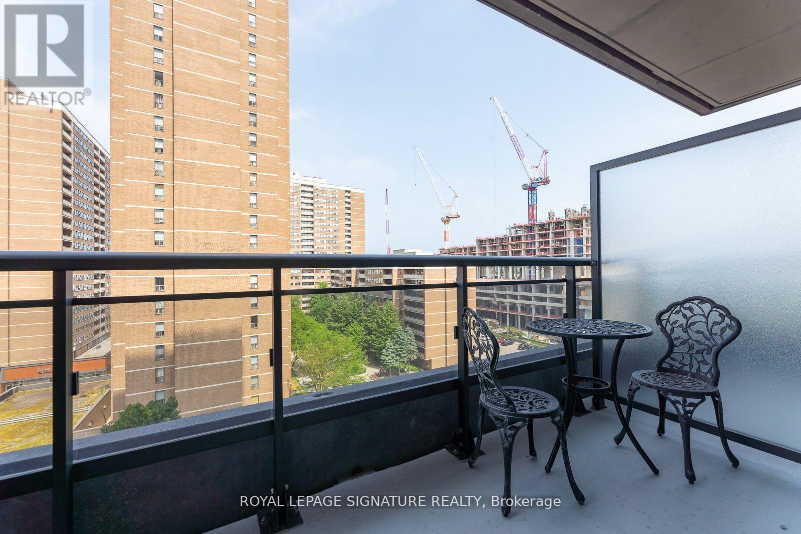 Photo 7 of 809 286 Main Street, Toronto ON