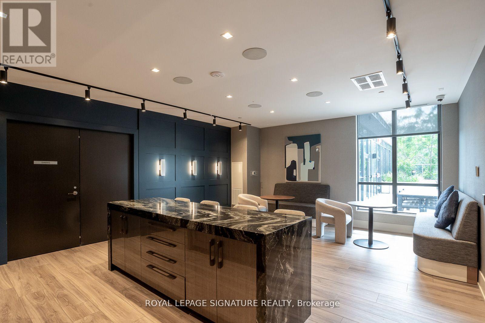 Photo 5 of 809 286 Main Street, Toronto ON