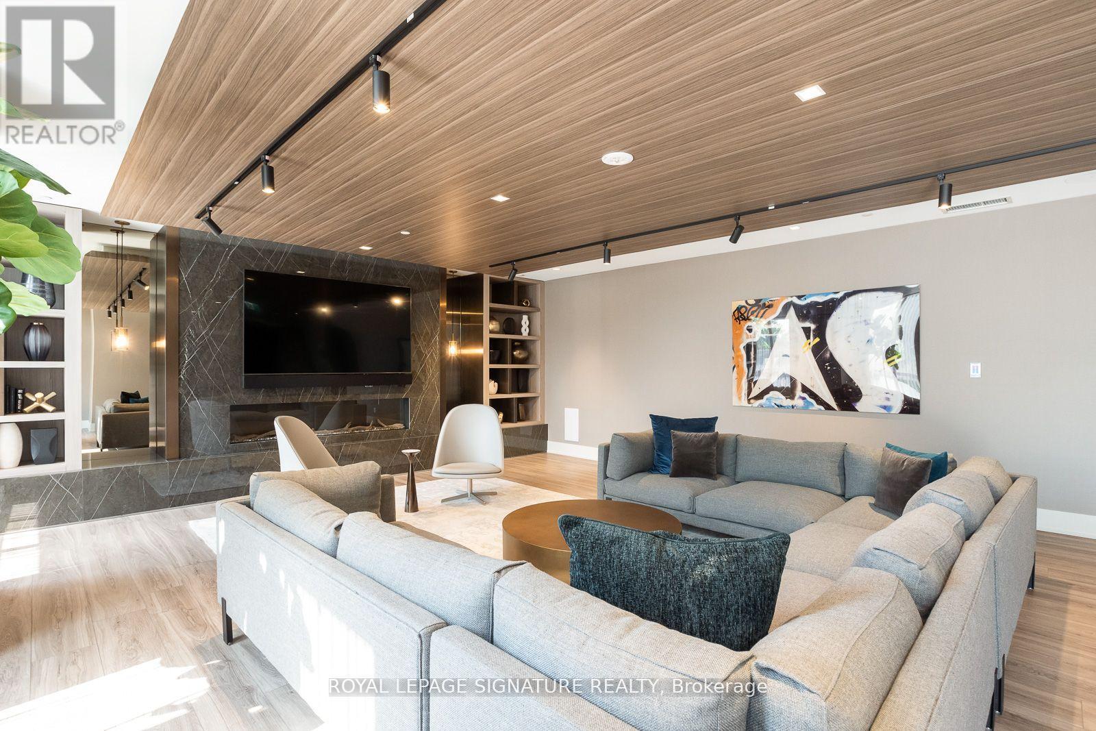 Photo 42 of 809 286 Main Street, Toronto ON