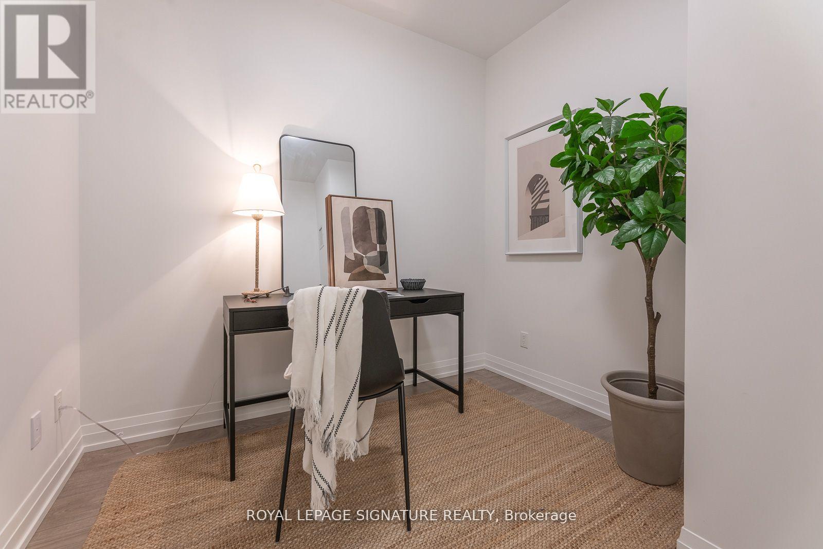 Photo 17 of 809 286 Main Street, Toronto ON