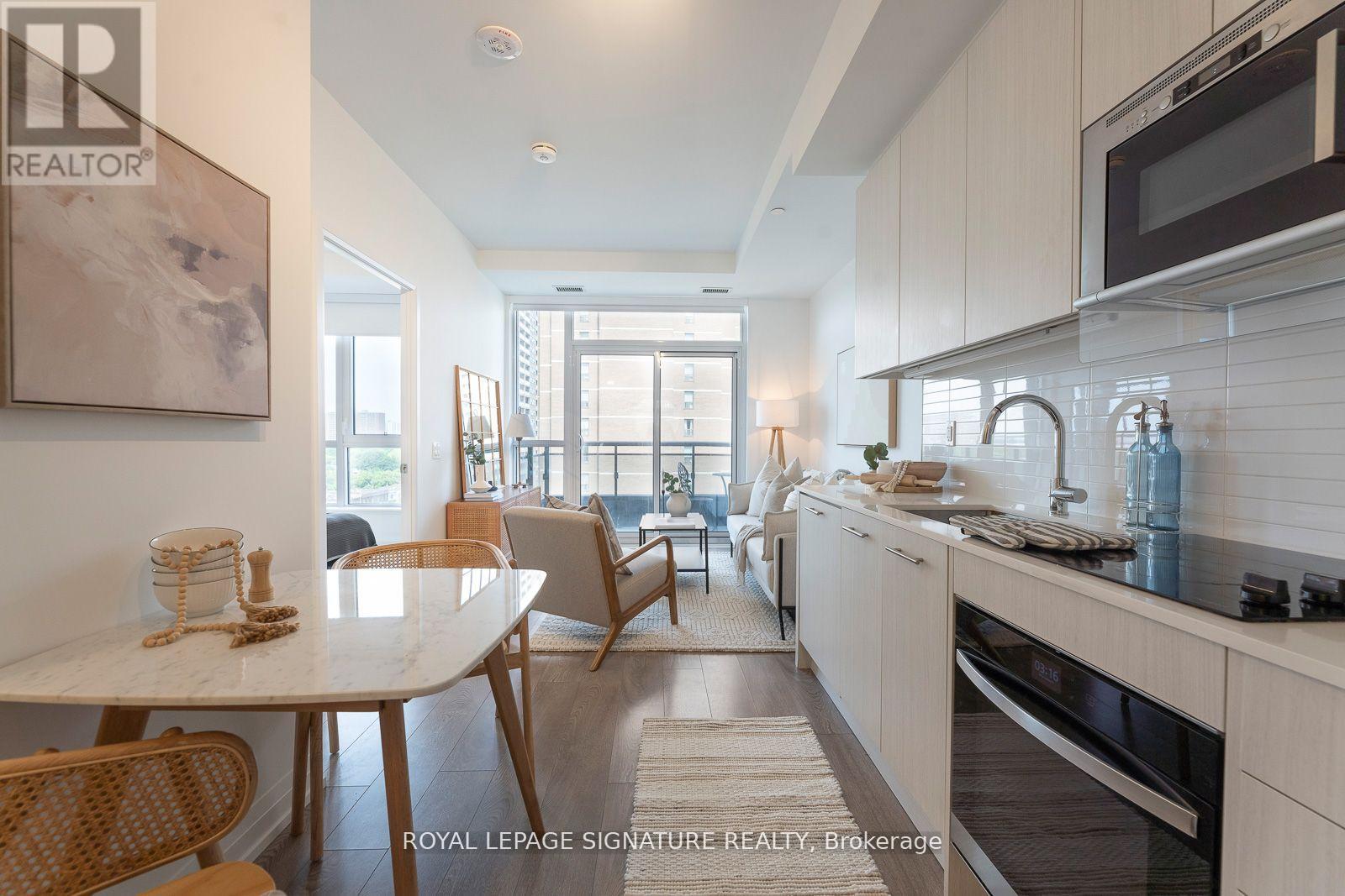 Photo 15 of 809 286 Main Street, Toronto ON