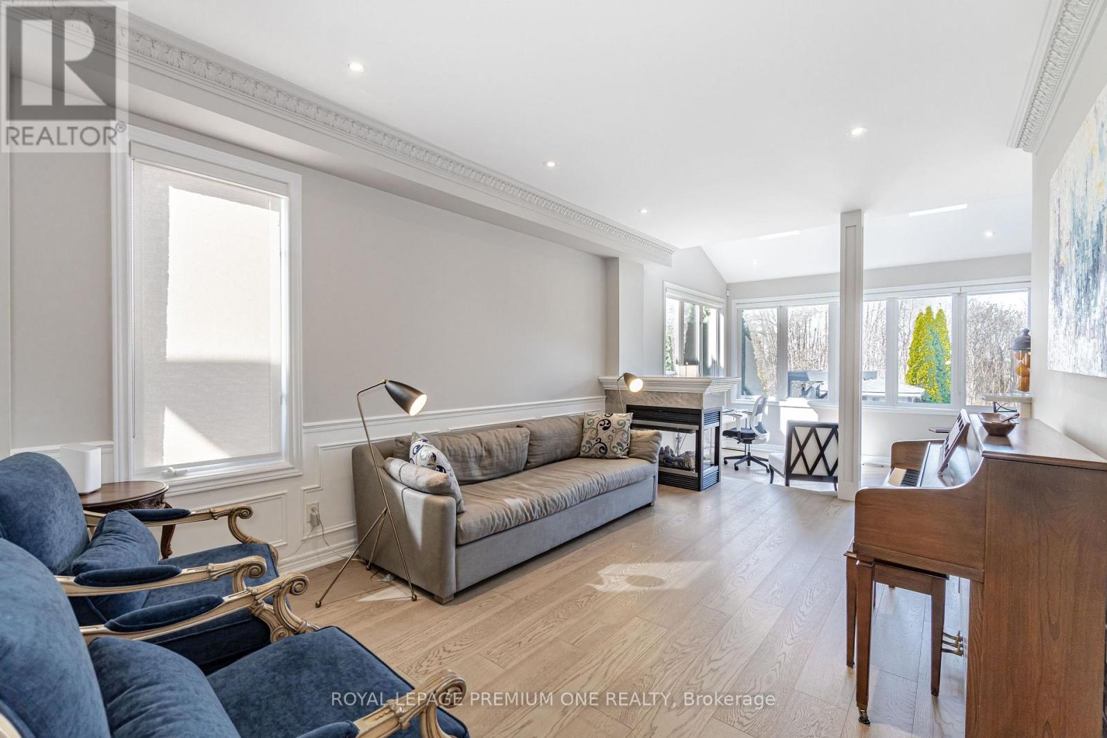 Photo 30 of 60 Julia Valentina Avenue, Vaughan ON