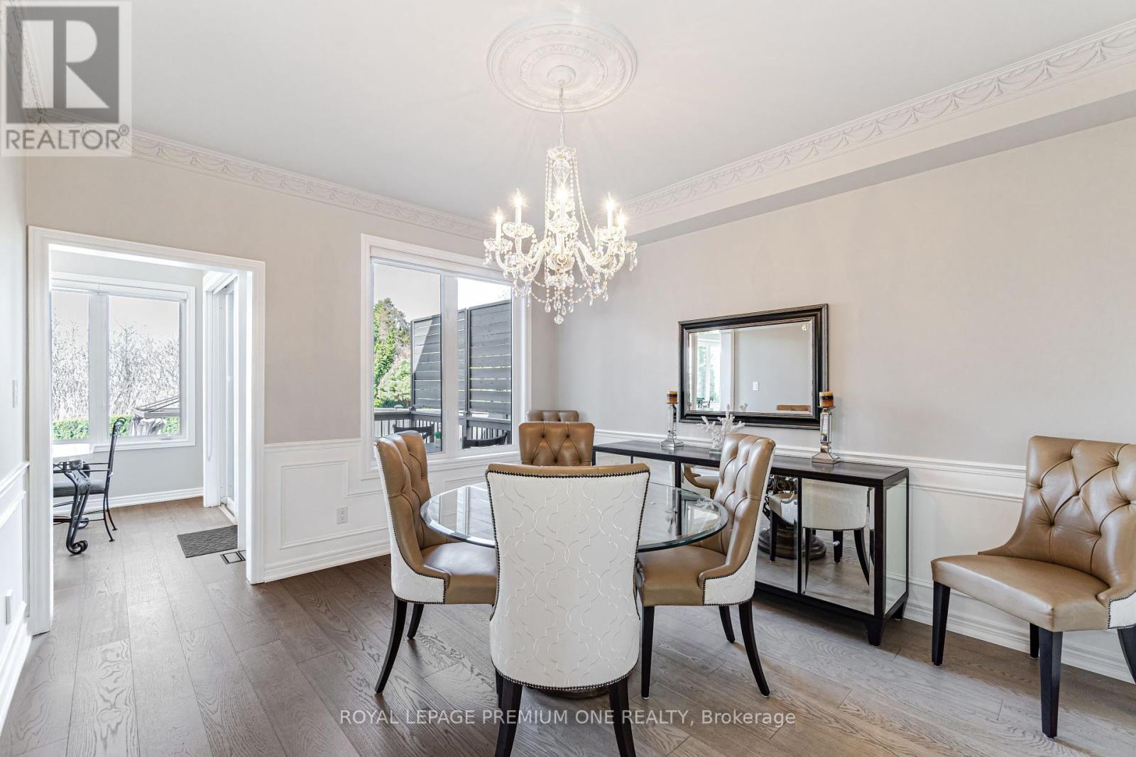 Photo 25 of 60 Julia Valentina Avenue, Vaughan ON
