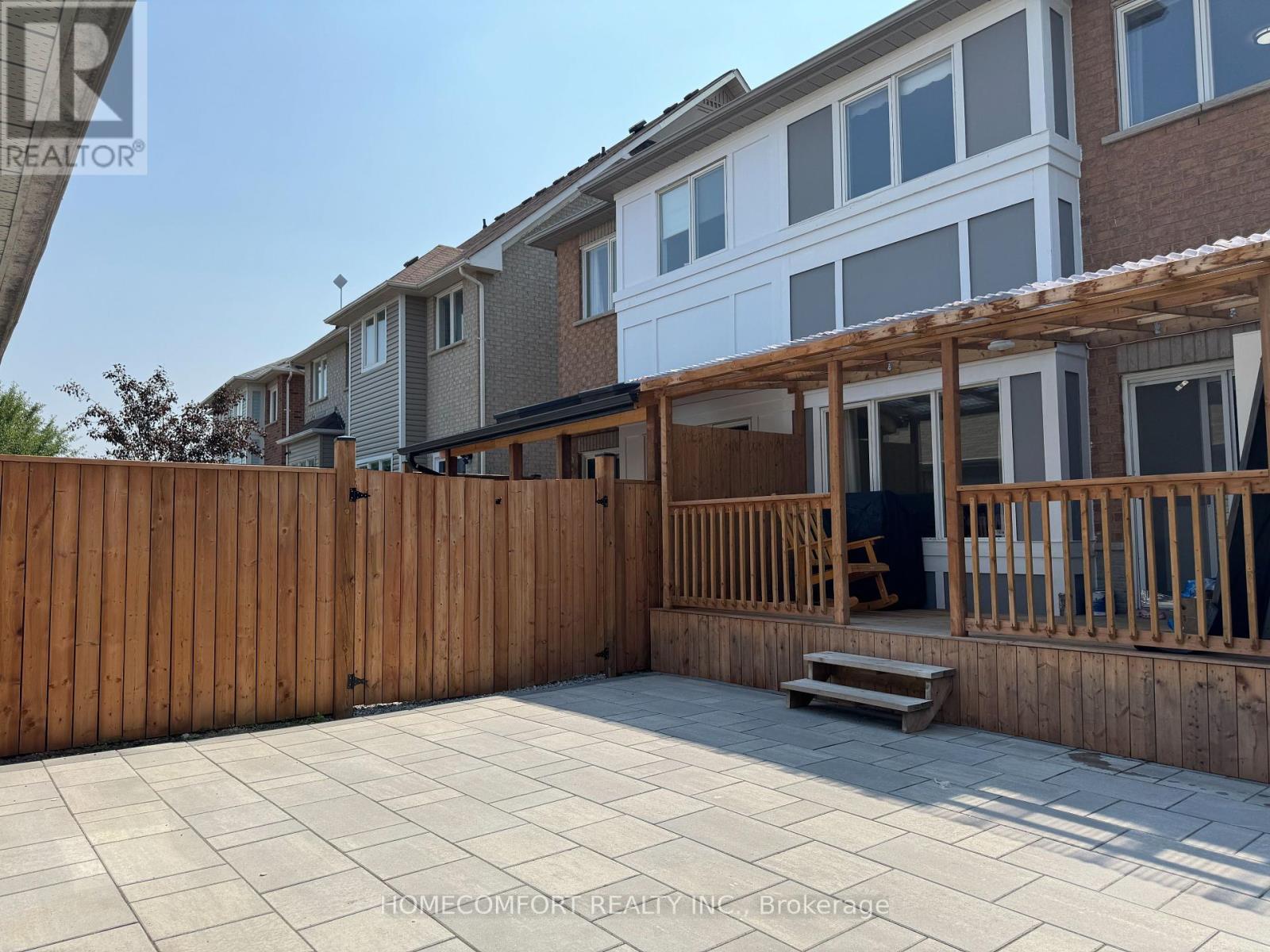 Photo 25 of 18 Glendennan Avenue, Markham ON