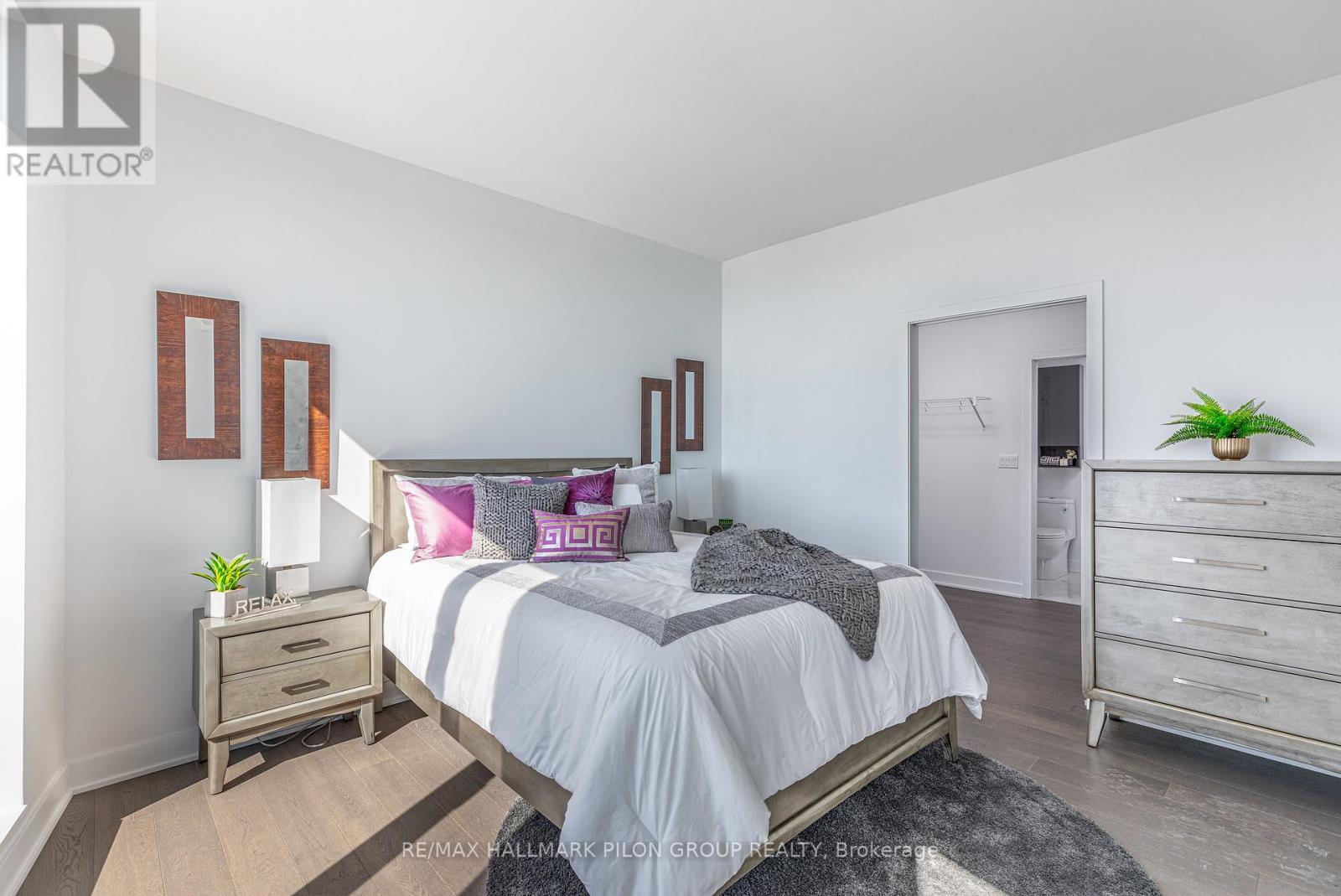 Photo 9 of 2305 20 Daly Avenue, Ottawa ON