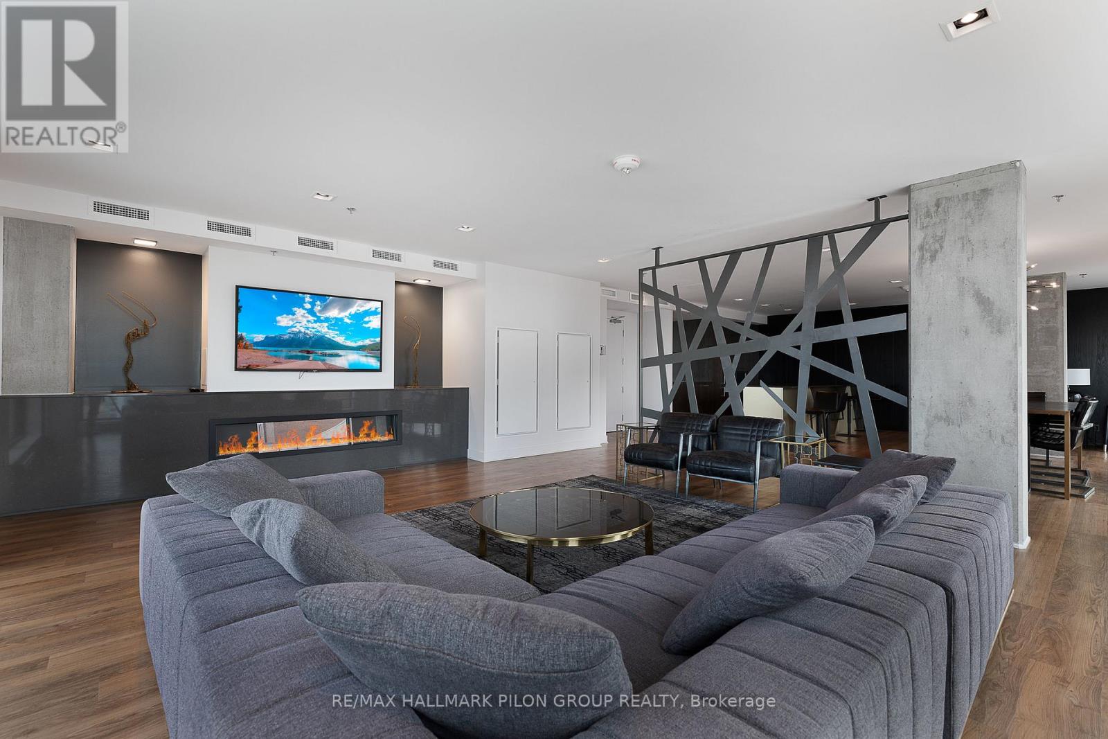 Photo 3 of 2305 20 Daly Avenue, Ottawa ON