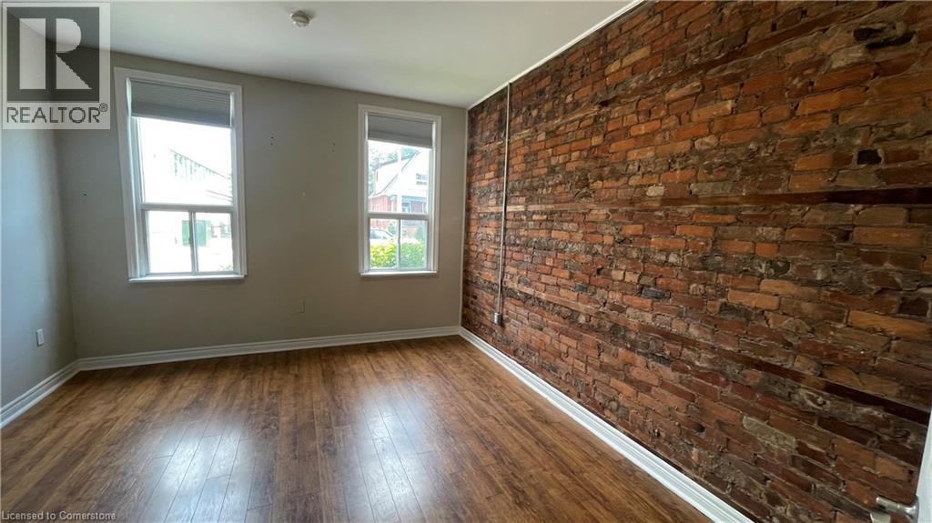 Photo 10 of 141 Wellington Street N Unit 1, Hamilton ON