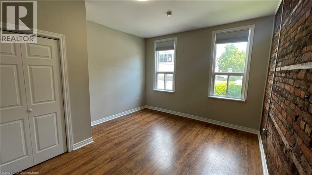 Photo 13 of 141 Wellington Street N Unit 1, Hamilton ON